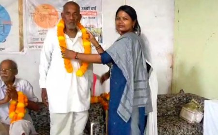 विशेष ग्राम पंचायत का आयोजन म्याना में किया गया 75 वर्ष से अधिक उम्र के ग्रामीण जनों का सम्मान