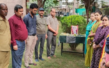 MP Guna news: कस्तूरबा कॉलेज गुना में दी गई, रतन टाटा को श्रद्धांजलि