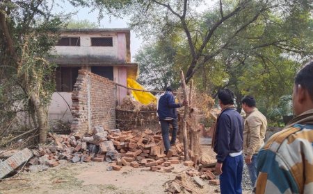 नपा राघौगढ के वार्ड क्रमांक 15 में हटाया गया अतिक्रमण