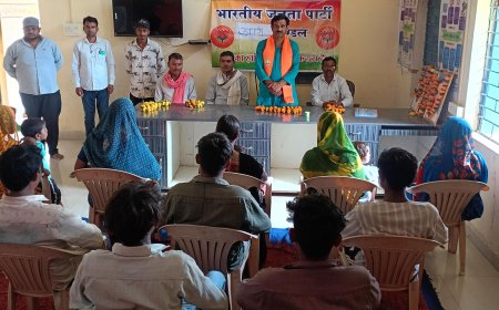 मंडल के हर बूथ पर निकाली जाए तिरंगा यात्राएं - विकास जैन